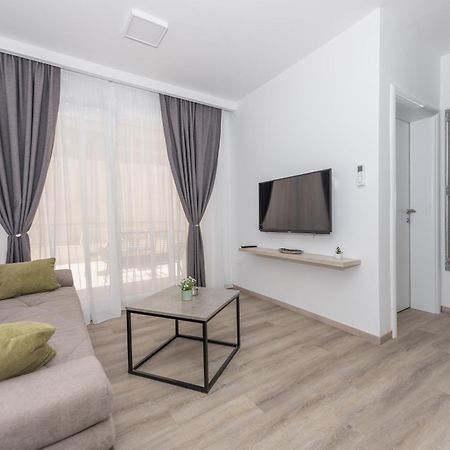 Apartments By The Sea Makarska - 19134 Zimmer foto